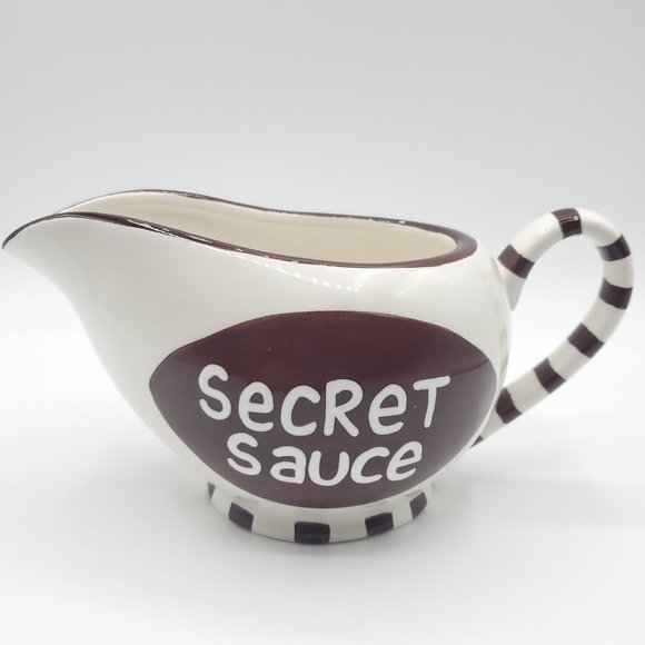 Laurie Vessey Gravy Boat Bowl Our Name Is Mud Collectible Hand Painted New Dish - Picture 1 of 13